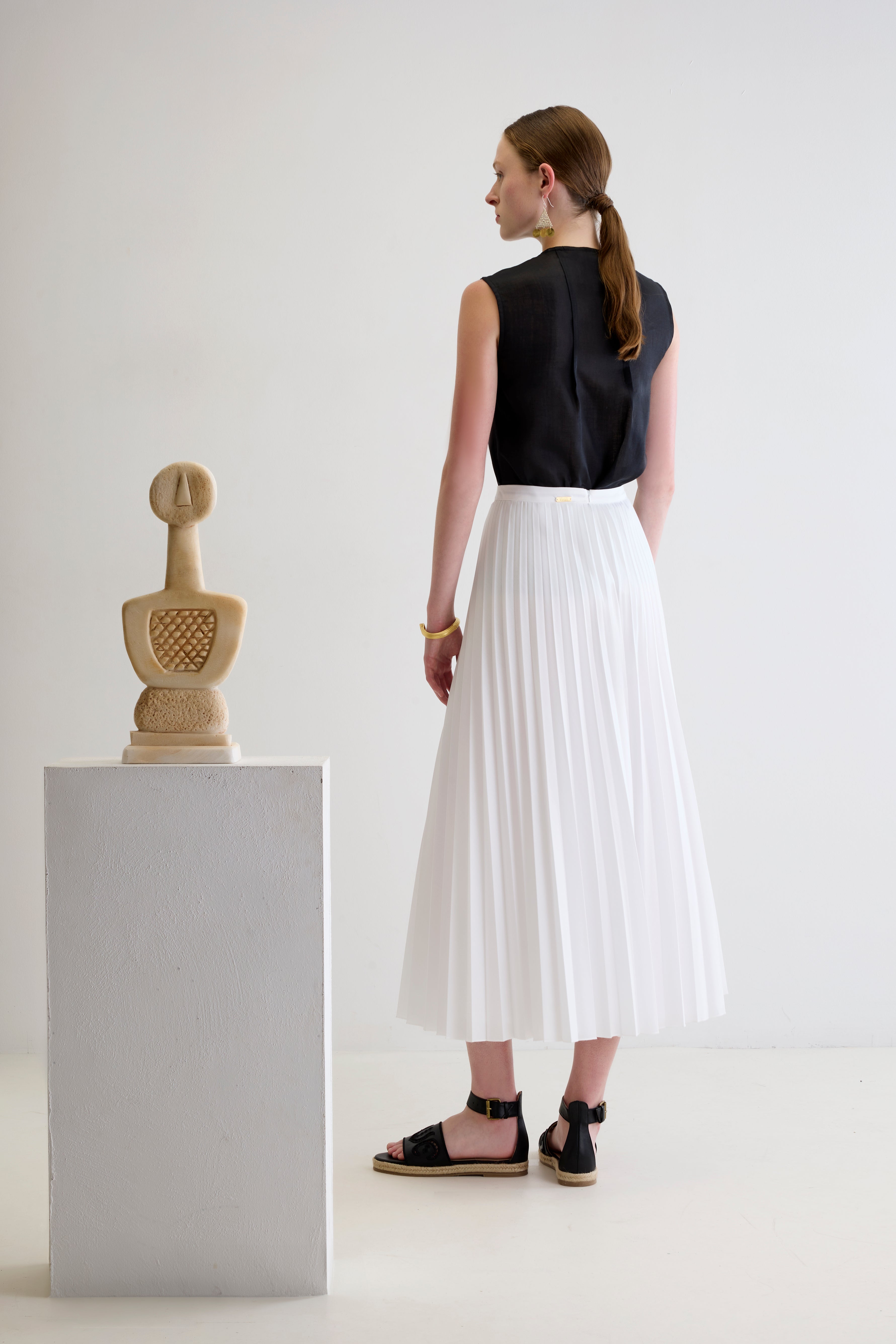 AMALIA CORD EMBROIDERED TOP