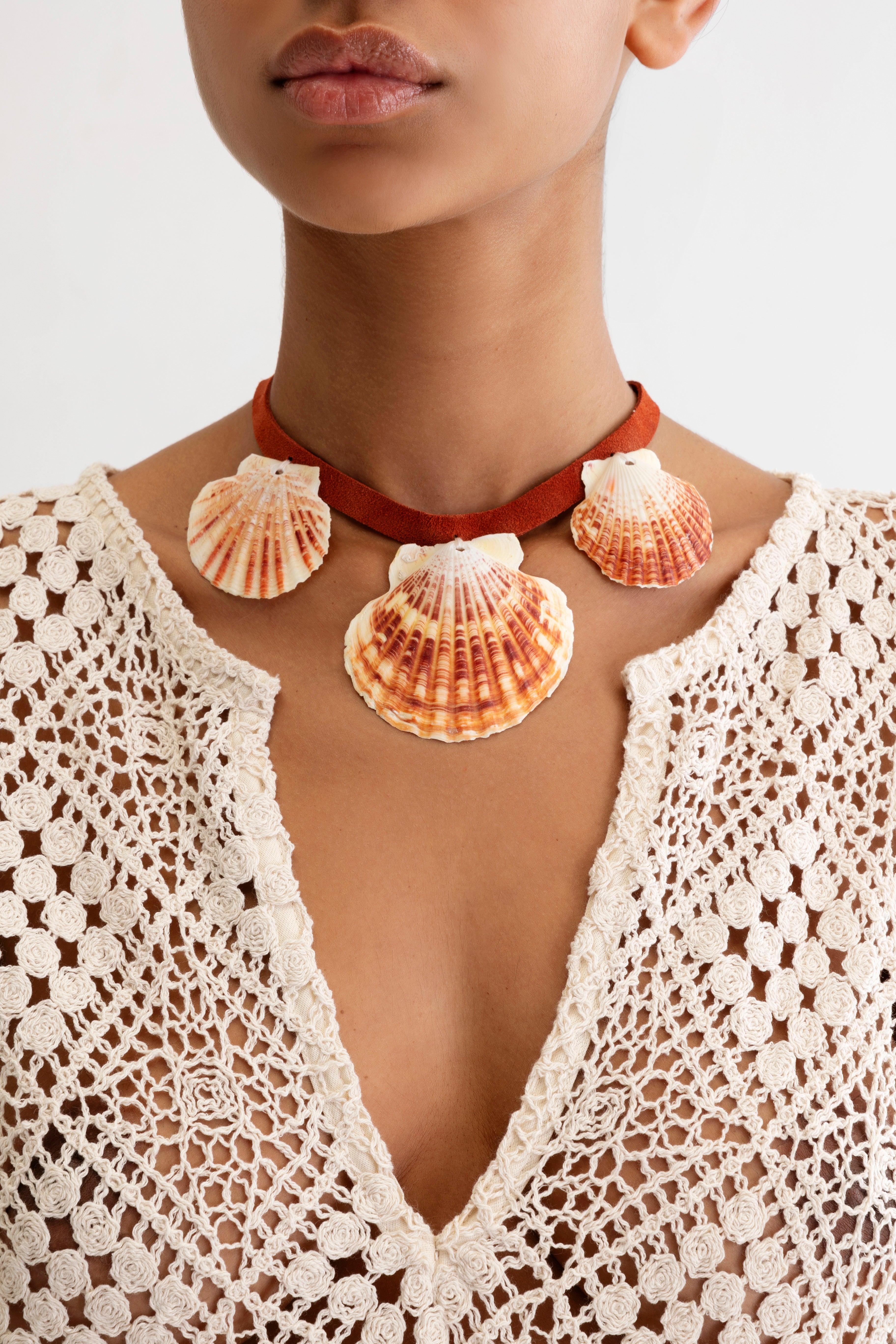 SEASHELL SUEDE NECKLACE - WEB EXCLUSIVE